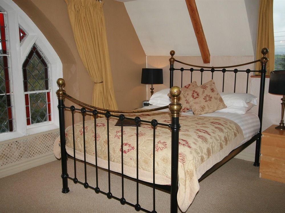 The Belfry At Yarcombe Bed & Breakfast エクステリア 写真