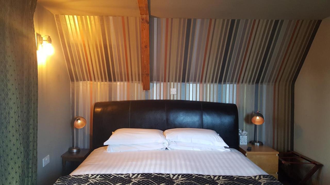 The Belfry At Yarcombe Bed & Breakfast エクステリア 写真